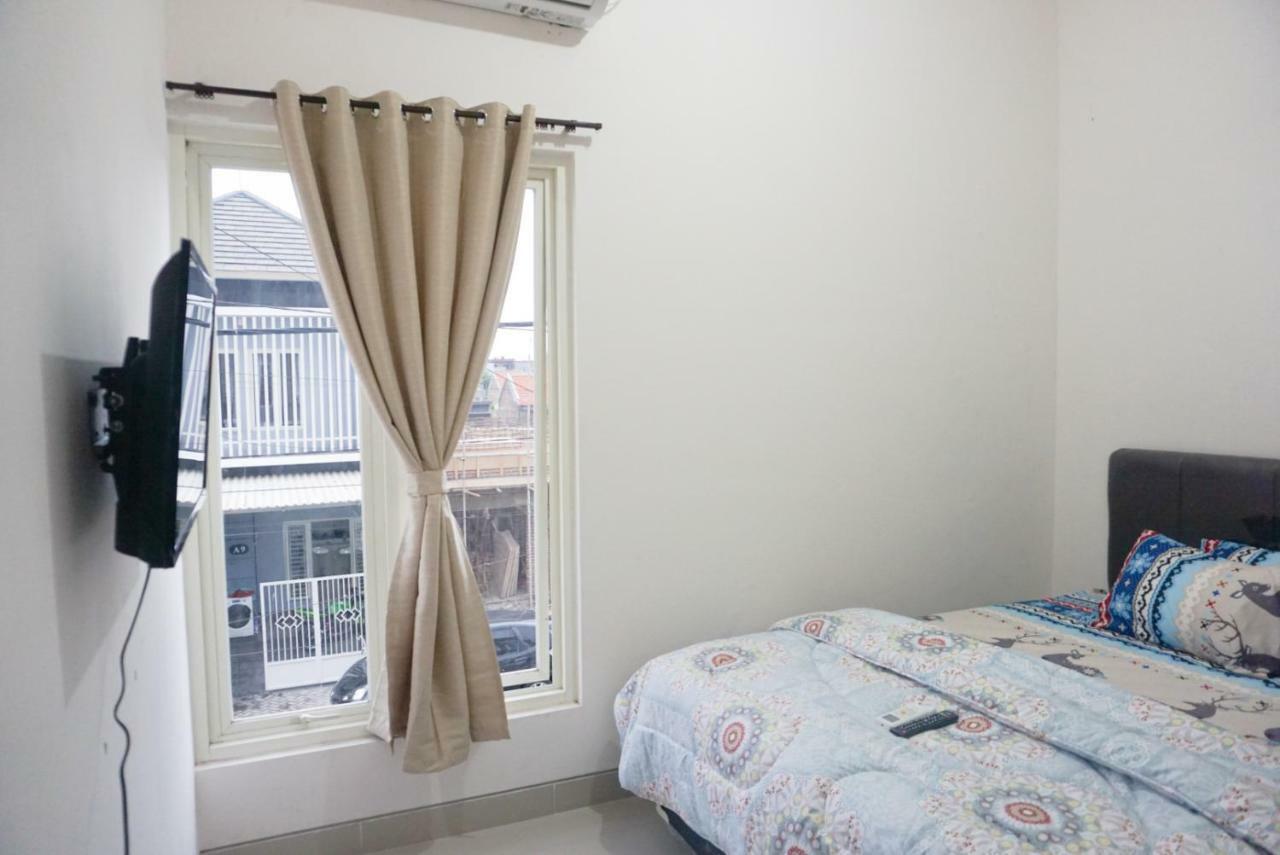 Surabaya Homey Near Juanda Airport Syariah Sedati Exterior photo